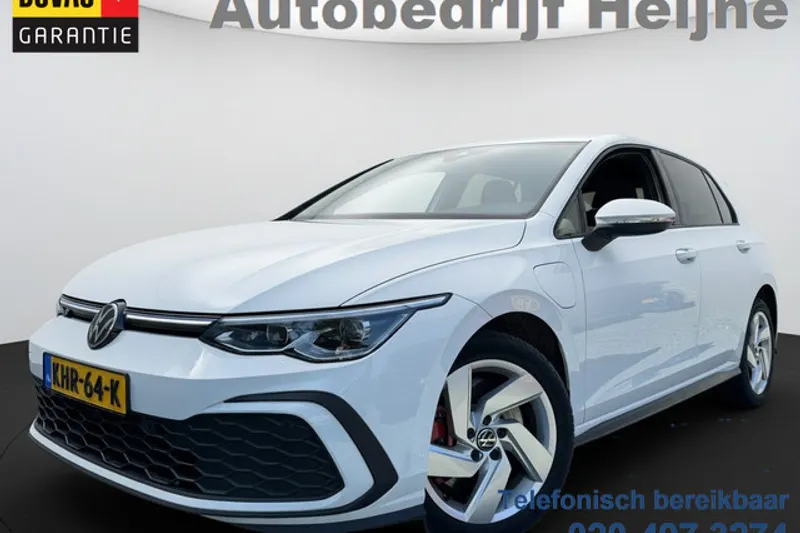 Volkswagen Golf (2022)