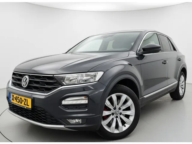 Volkswagen T-Roc (2020) — foto 1