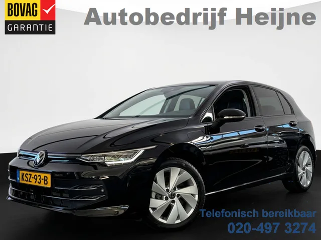 Volkswagen Golf (2025) — foto 1