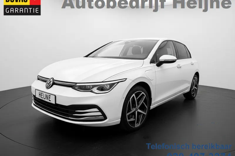 Volkswagen Golf (2022)