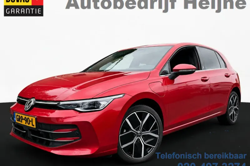 Volkswagen Golf (2024)