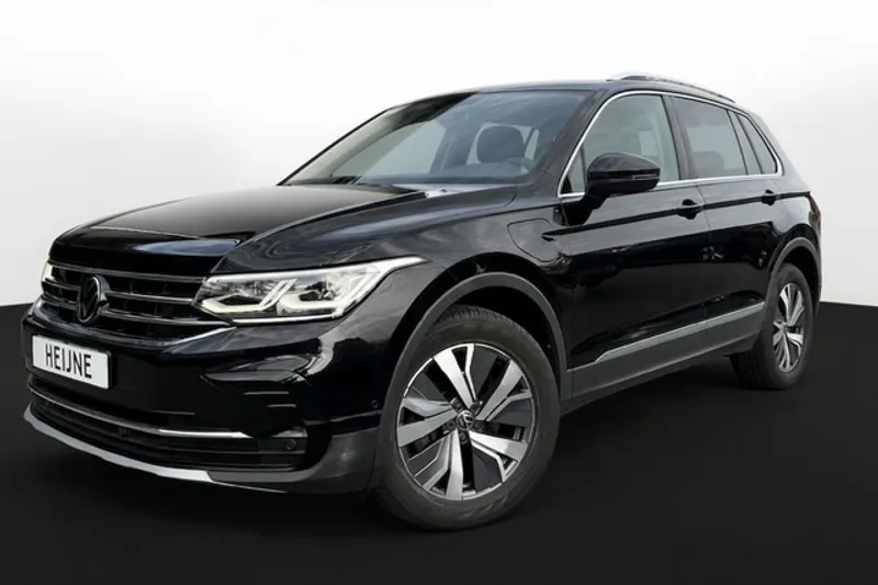 Volkswagen Tiguan (2022)