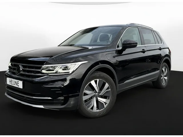 Volkswagen Tiguan (2022) — foto 1
