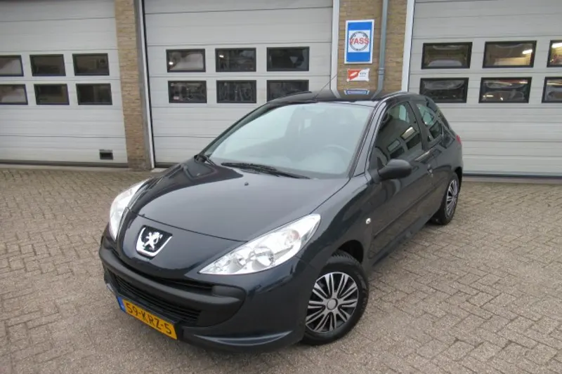 Peugeot 206+ (2010)