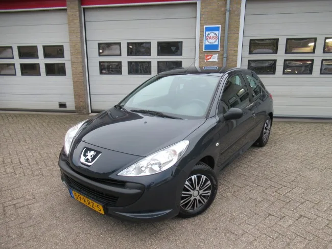 Peugeot 206+ (2010) — foto 1