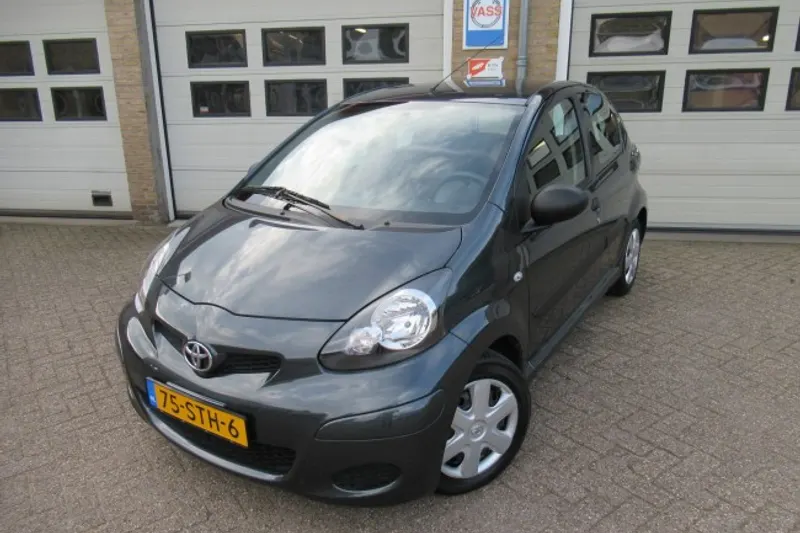 Toyota Aygo (2011)