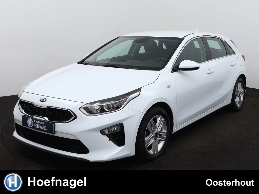 Kia Ceed (2021) — foto 1