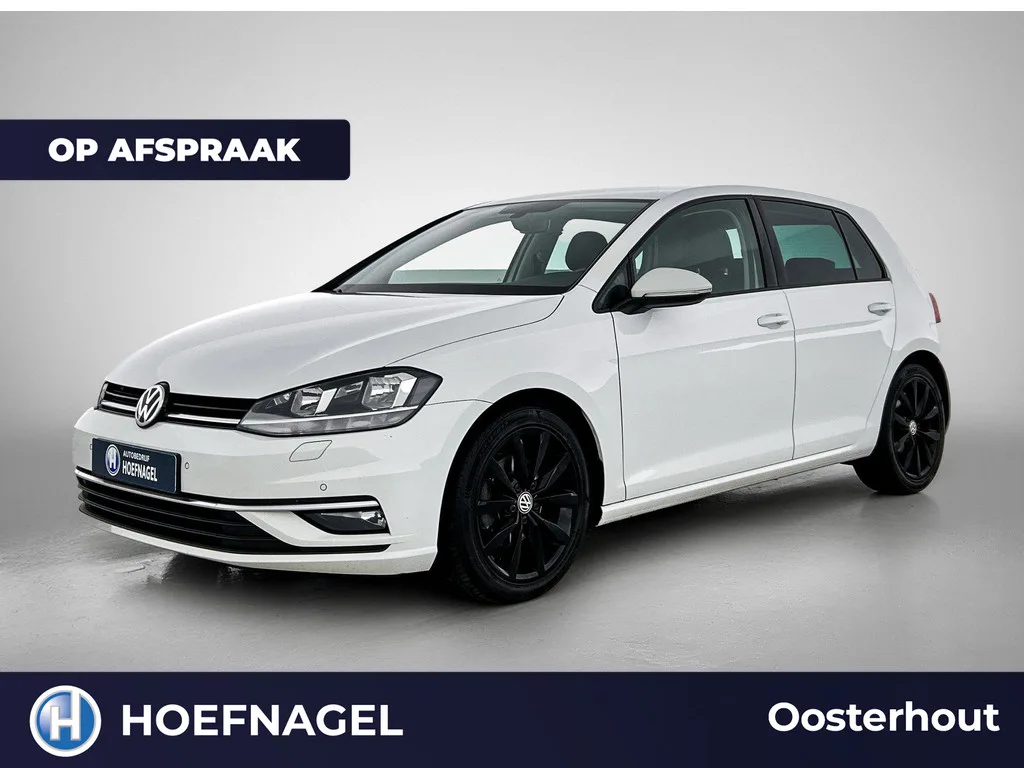 Volkswagen Golf (2019) — foto 1