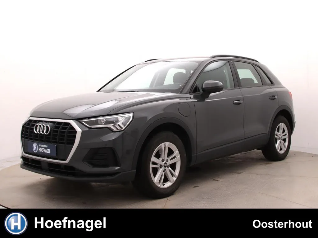 Audi Q3 (2021) — foto 1