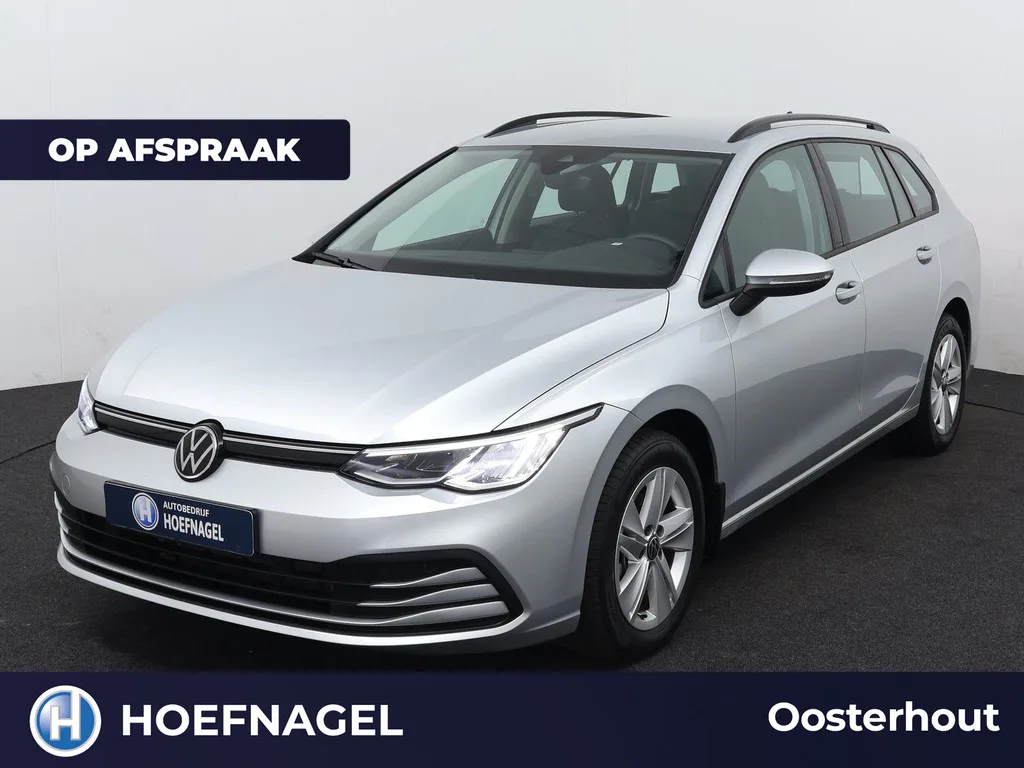 Volkswagen Golf (2023) — foto 1