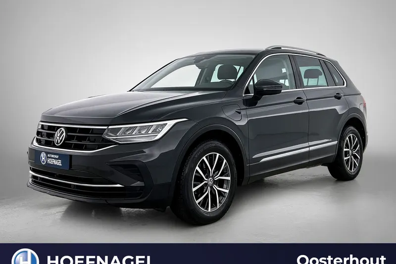 Volkswagen Tiguan (2021)