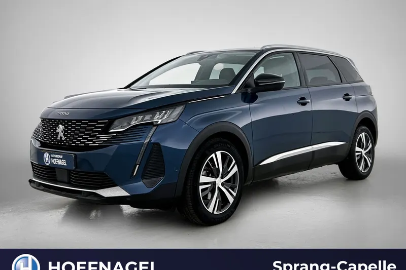 Peugeot 5008 (2021)