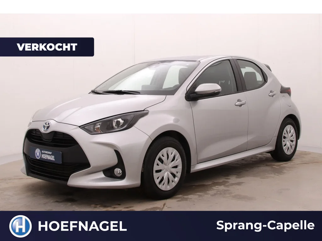 Toyota Yaris (2023) — foto 1
