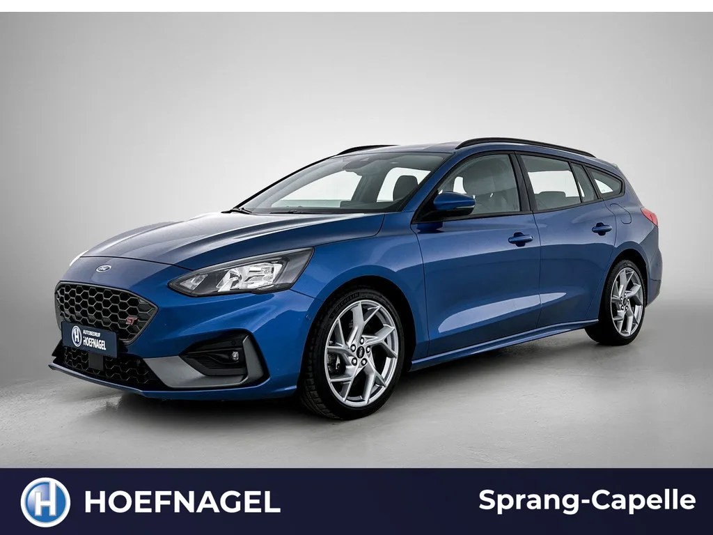 Ford Focus (2020) — foto 1