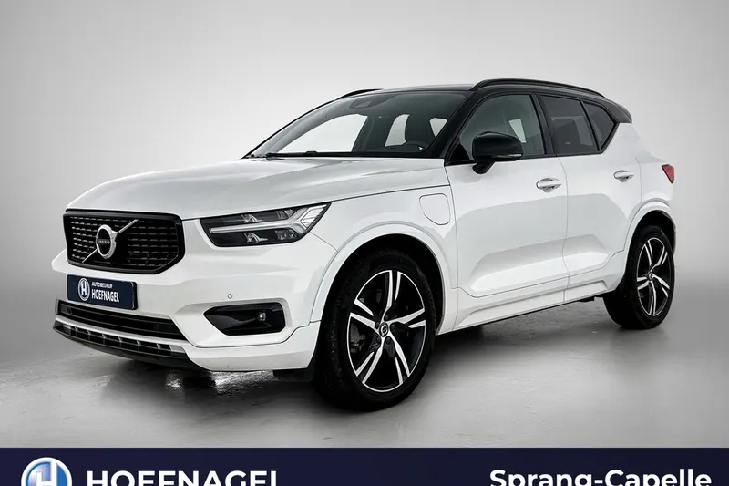 Volvo XC40 (2021)