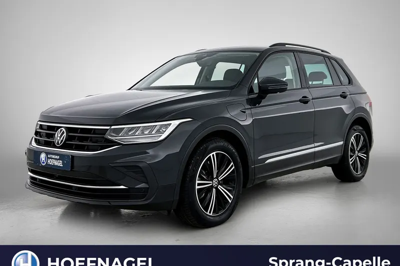 Volkswagen Tiguan (2023)