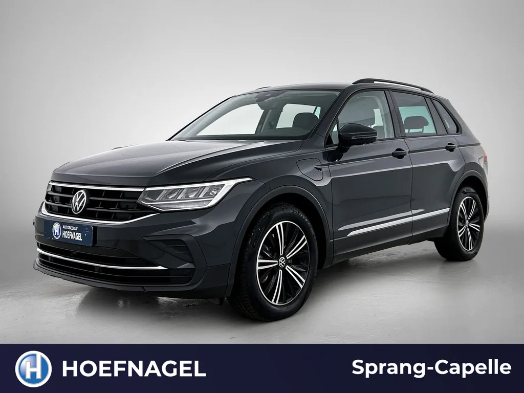 Volkswagen Tiguan (2023) — foto 1