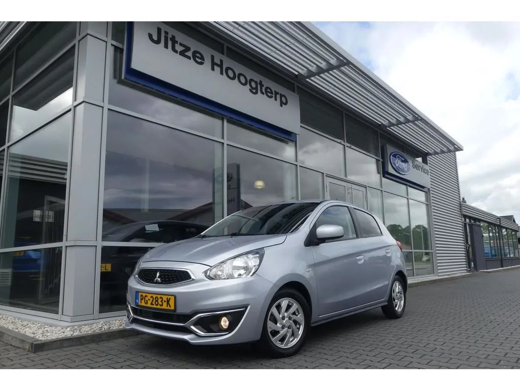Mitsubishi Space Star (2016) — foto 1