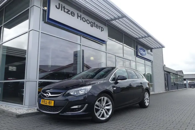 Opel Astra (2014)