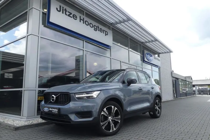 Volvo XC40 (2021)