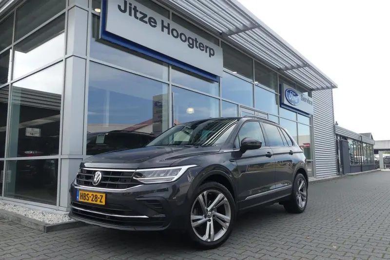 Volkswagen Tiguan (2021)