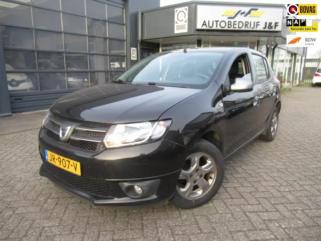Dacia Sandero (2016) — foto 1