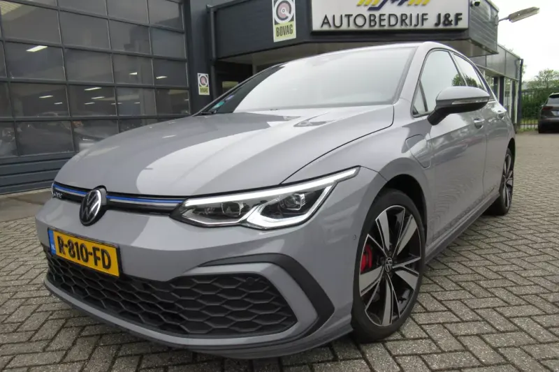 Volkswagen Golf (2021)