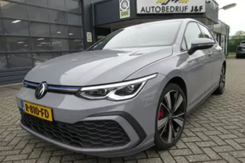 Volkswagen Golf (2021)