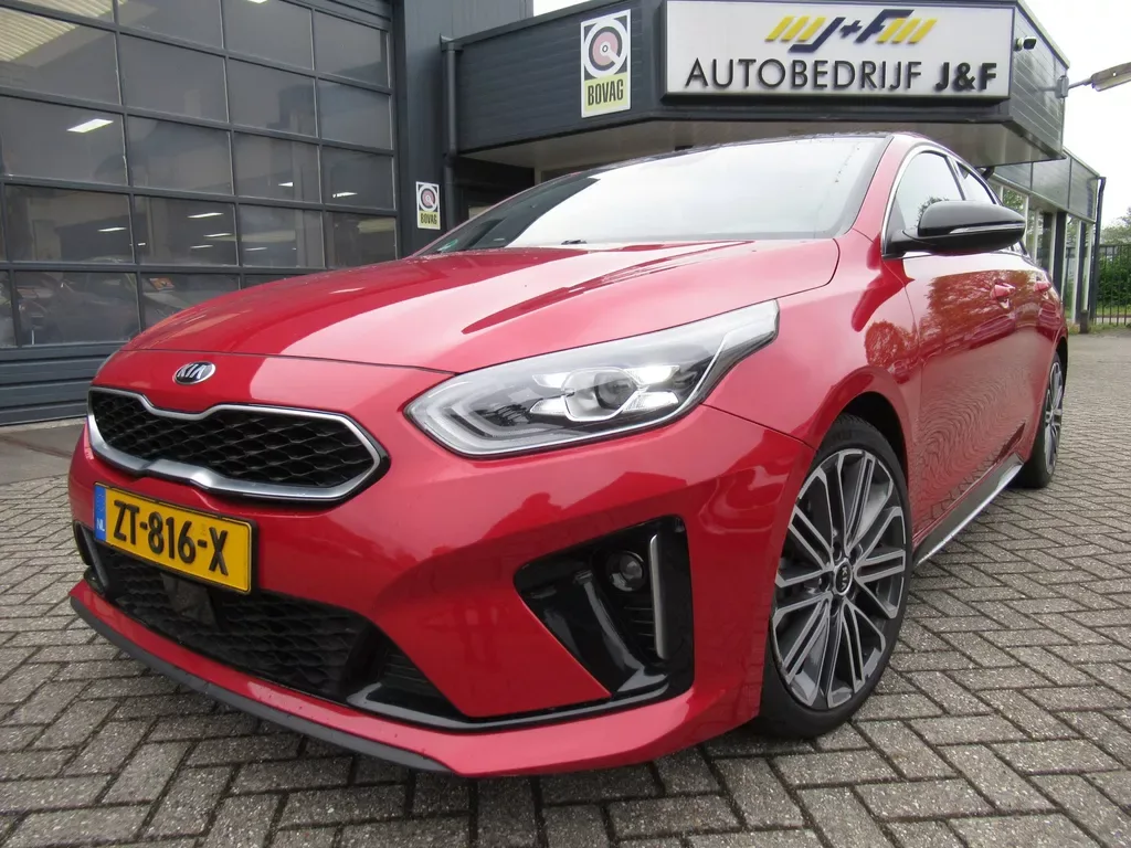 Kia ProCeed (2019) — foto 1