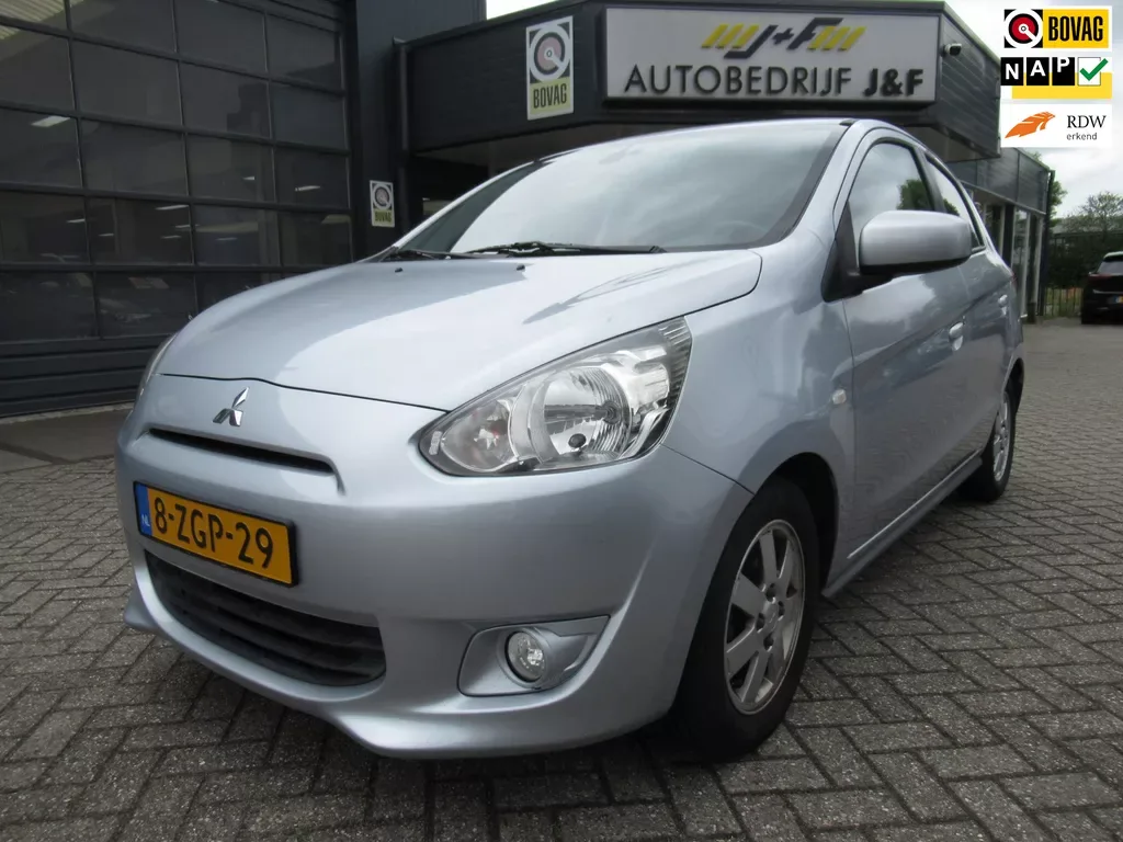 Mitsubishi Space Star (2015) — foto 1