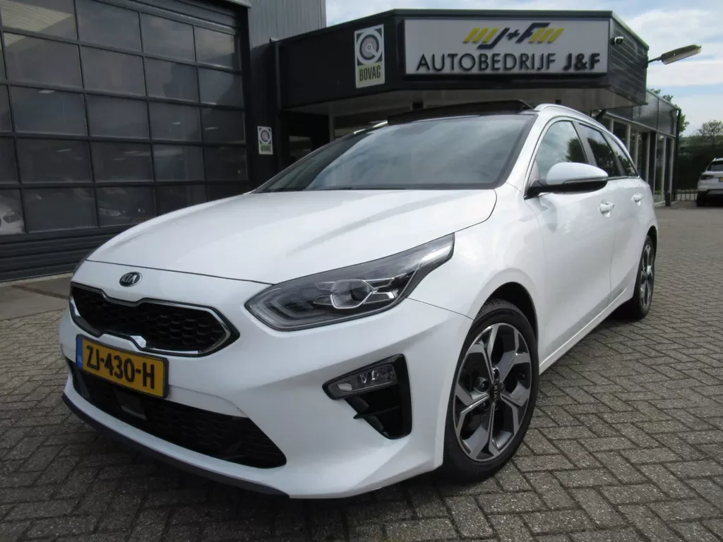 Kia Ceed (2019) — foto 1