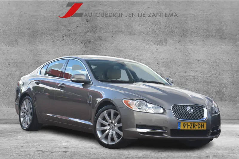 Jaguar XF (2008)