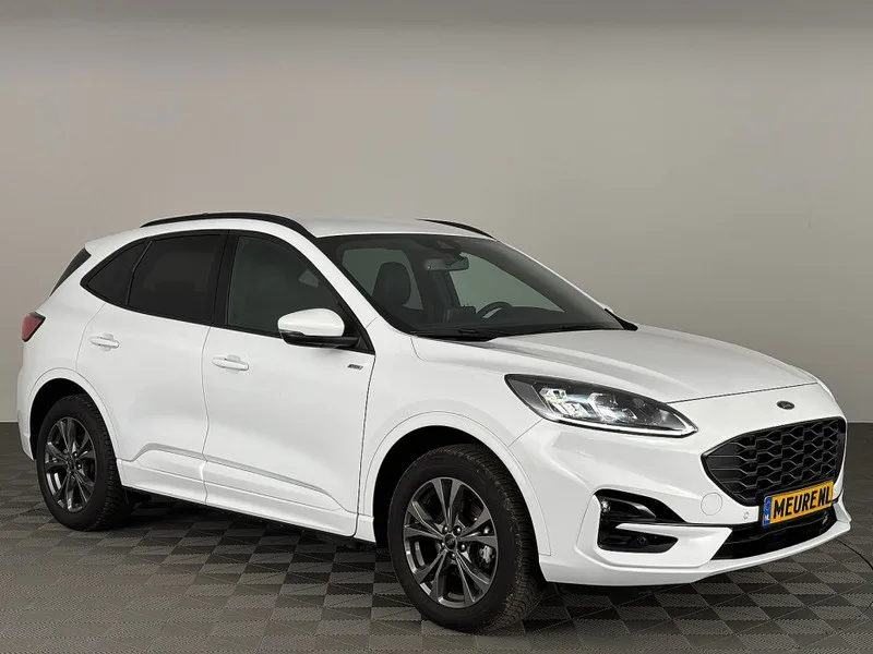 Ford Kuga (2023) — foto 1