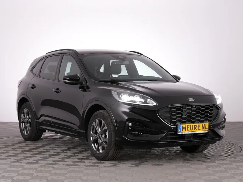 Ford Kuga (2023) — foto 1