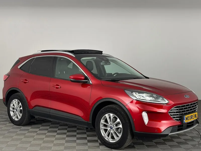Ford Kuga (2022) — foto 1