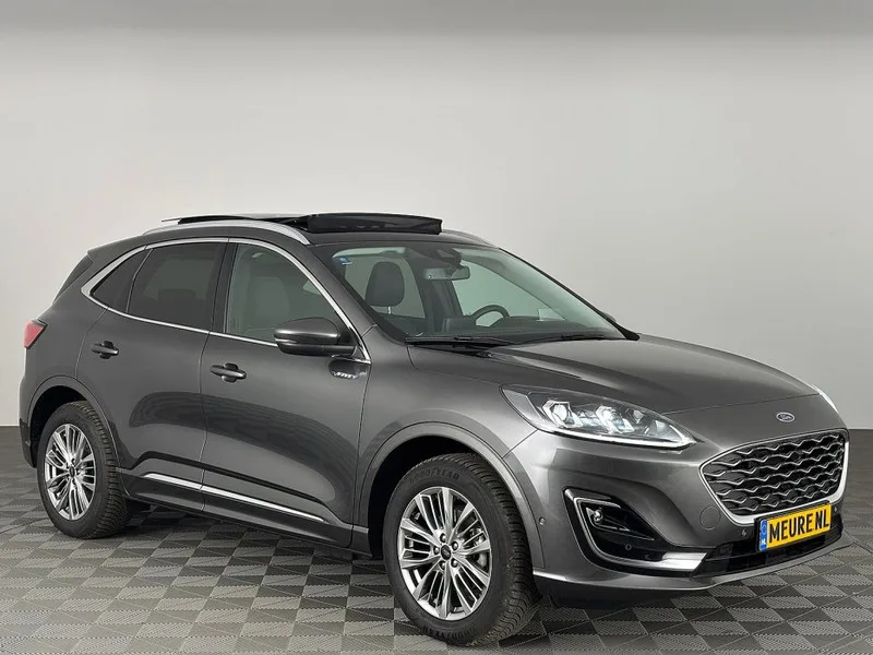Ford Kuga (2023) — foto 1