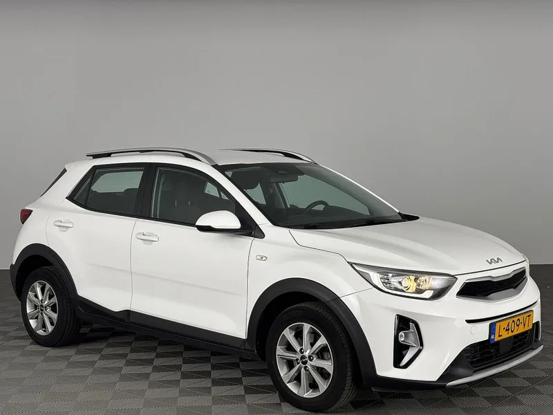 Kia Stonic (2021) — foto 1