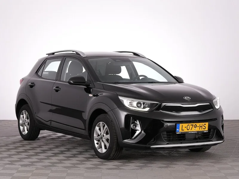 Kia Stonic (2021) — foto 1