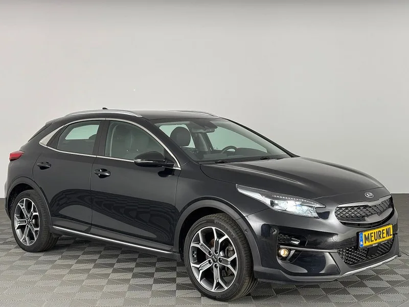 Kia XCeed (2021) — foto 1