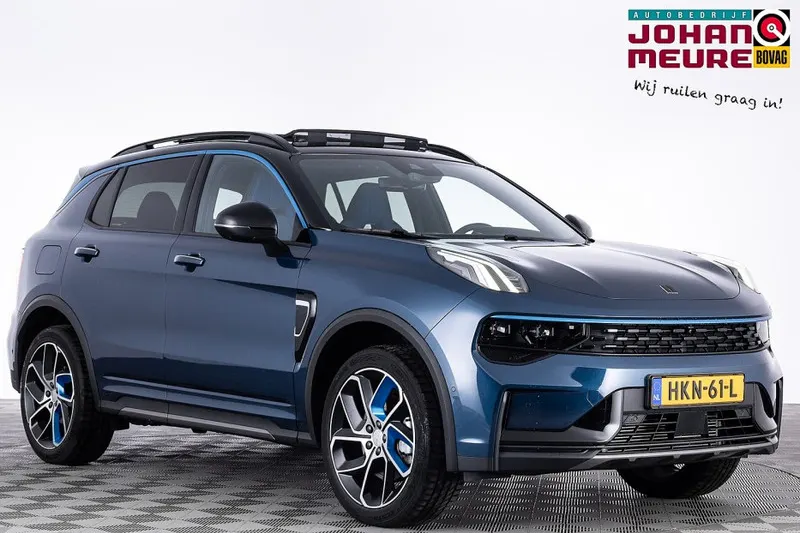 Lynk & Co 01 (2025)