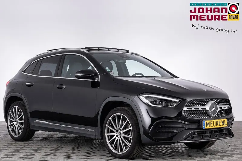 Mercedes-Benz GLA (2022)