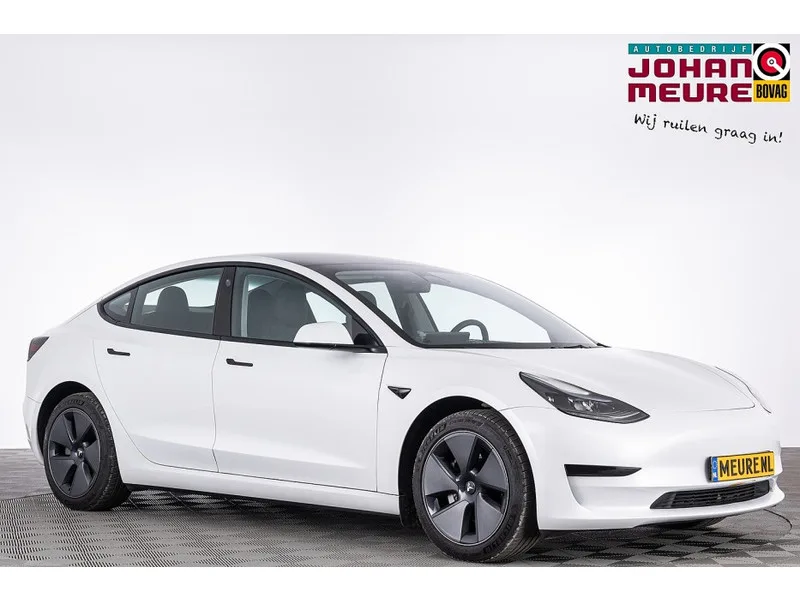 Tesla Model 3 (2023) — foto 1