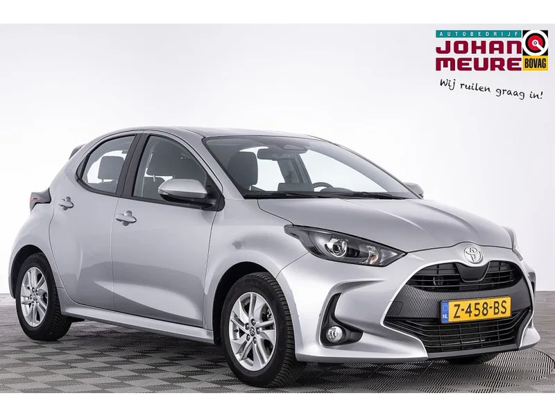 Toyota Yaris (2024) — foto 1