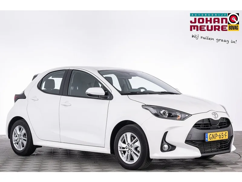 Toyota Yaris (2024) — foto 1