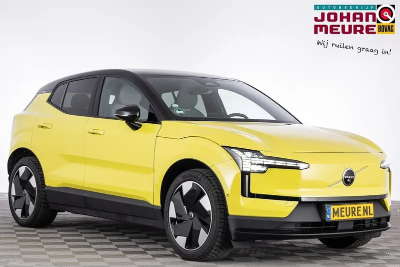 Volvo EX30 (2024)