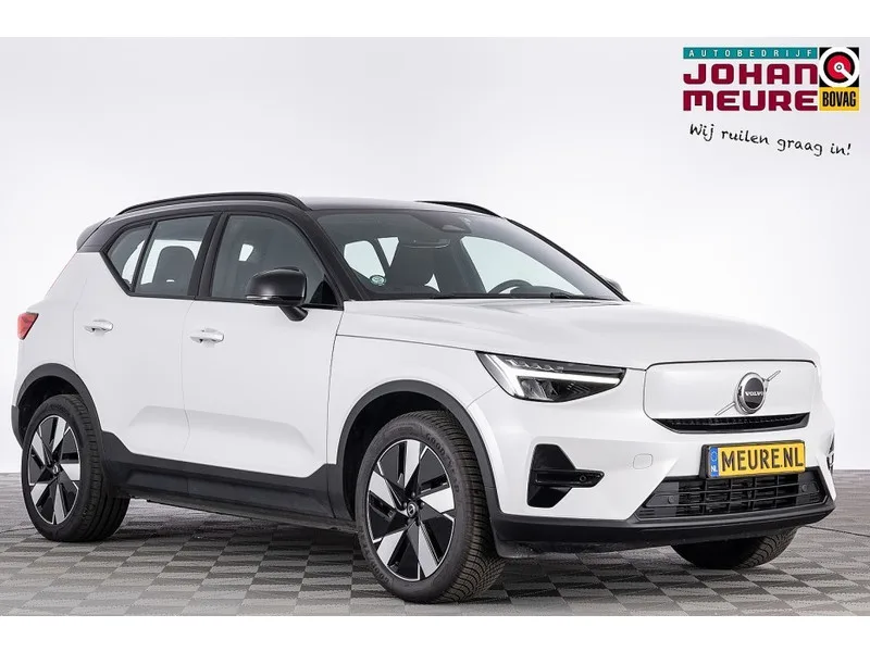 Volvo EX40 (2024) — foto 1