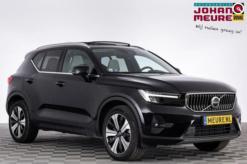 Volvo XC40 (2022)