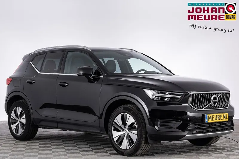 Volvo XC40 (2022)