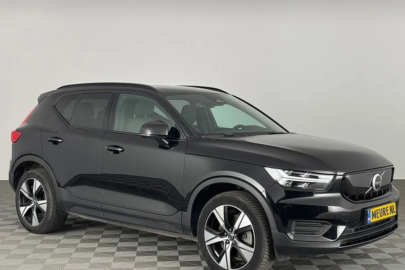 Volvo XC40 (2021)
