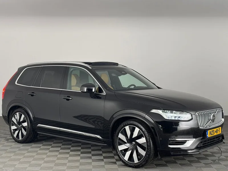 Volvo XC90 (2024) — foto 1